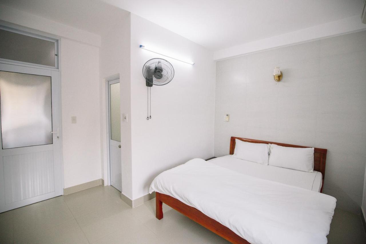Lum Dong Tien Hotel Hue Bagian luar foto